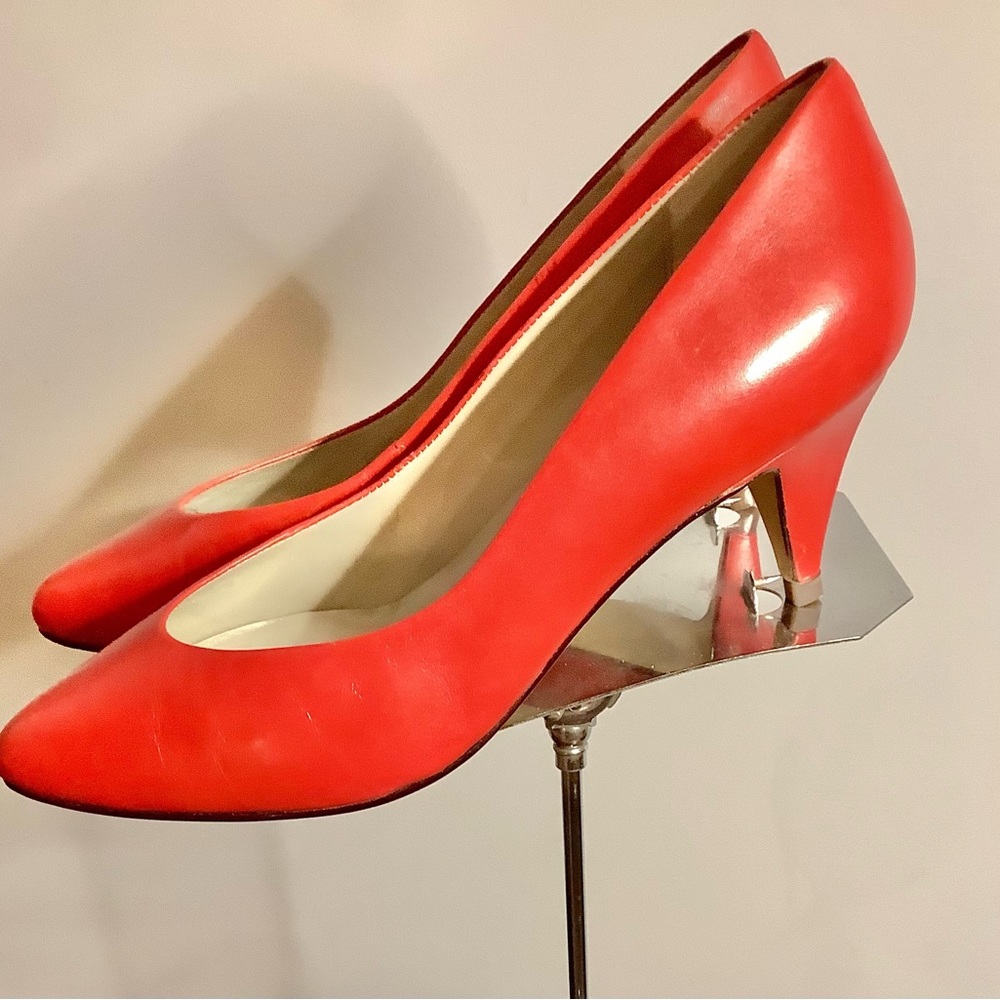 Vintage! NEW Never worn. Nine West 80’s Red Pumps - Picture 11 of 11